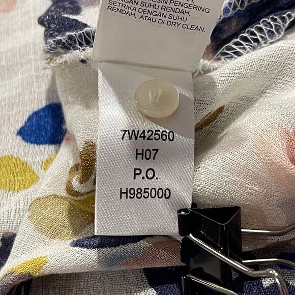 Lucky Brand Womens Top Tie Neck Button Floral Gauzy Beachy Watercolor Medium EE - Picture 6 of 9